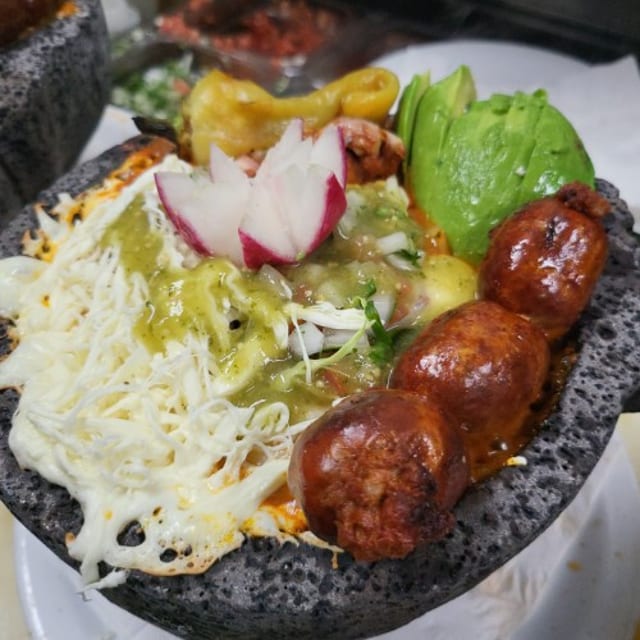 Volcan Oaxaqueño (Molcajete Grill).