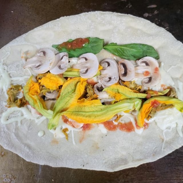 Empanada De Flor De Calabaza.